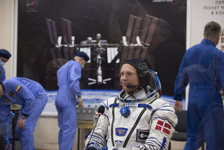 Andreas Mogensen dressed in his Russian Sokol suit