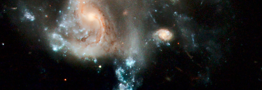 Galaksekollision, Galakserne PGC 37639 og PGC 101374
