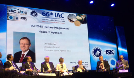 Heads of agencies at IAC 2015