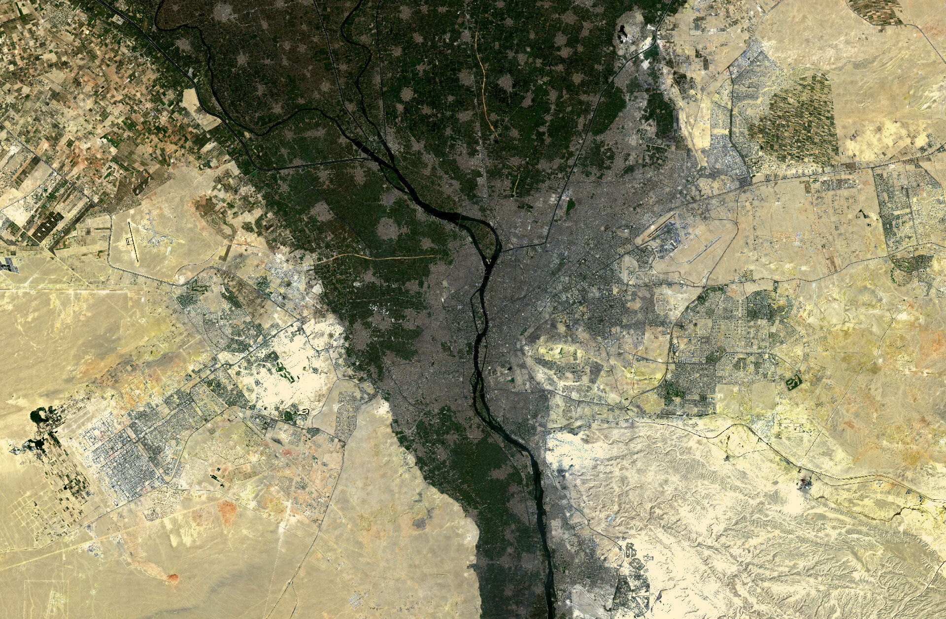 Il Cairo in un'immagine dal satellite Sentinel-2A