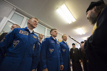 Soyuz TMA-19M crew members