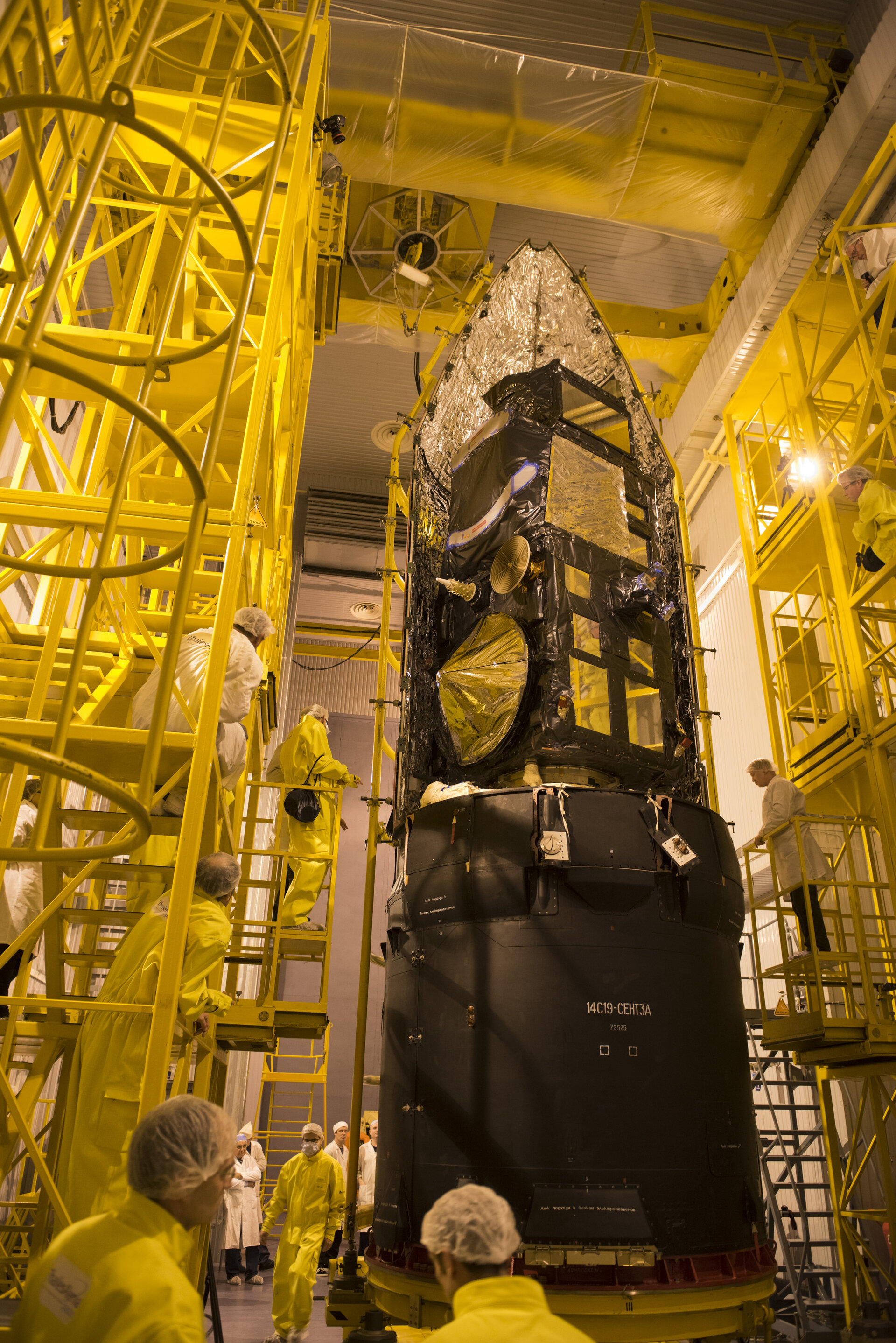 Sentinel-3A being encapsulated within its Rockot fairing