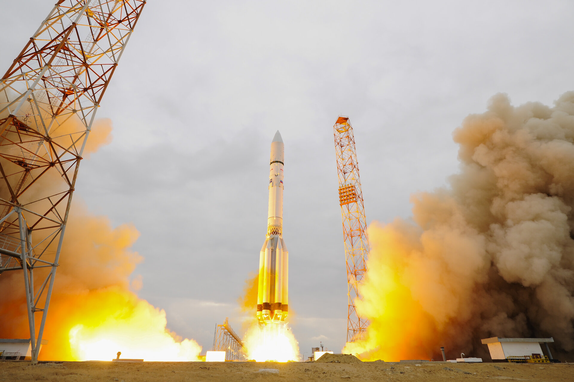 ExoMars 2016 liftoff