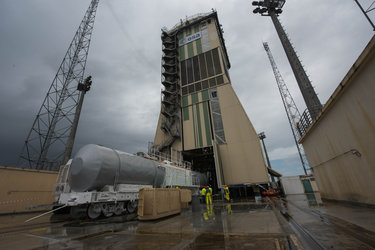 Preparing for the liquid fuel transfer to Soyuz VS14