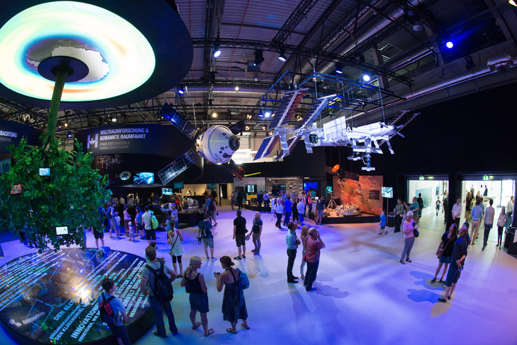 Public day at the ‘Space for Earth’ pavilion