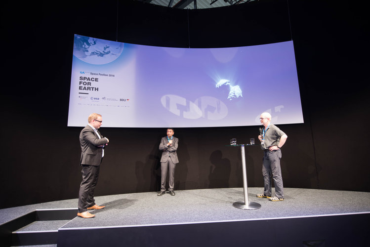 Rosetta mission presented at the ‘Space for Earth’ pavilion