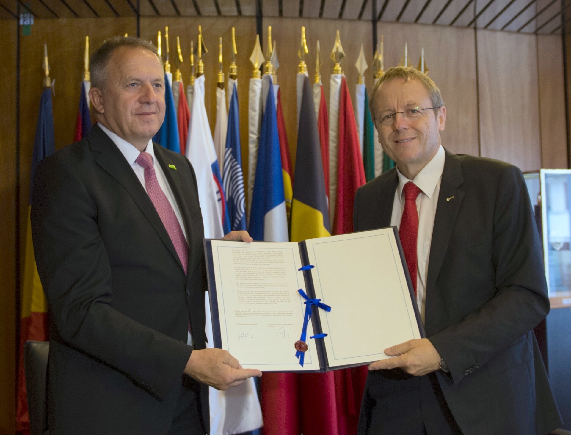 Slovenia signs Association Agreement