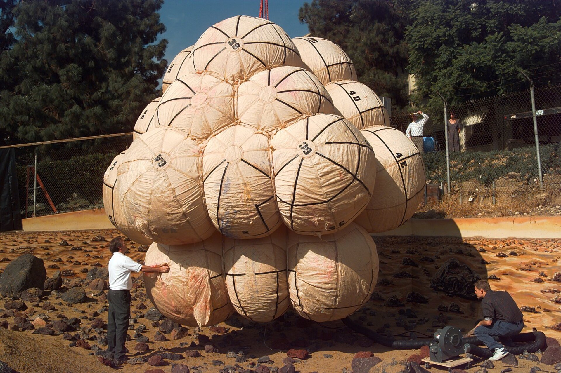 Air bags for the Mars Pathfinder mission