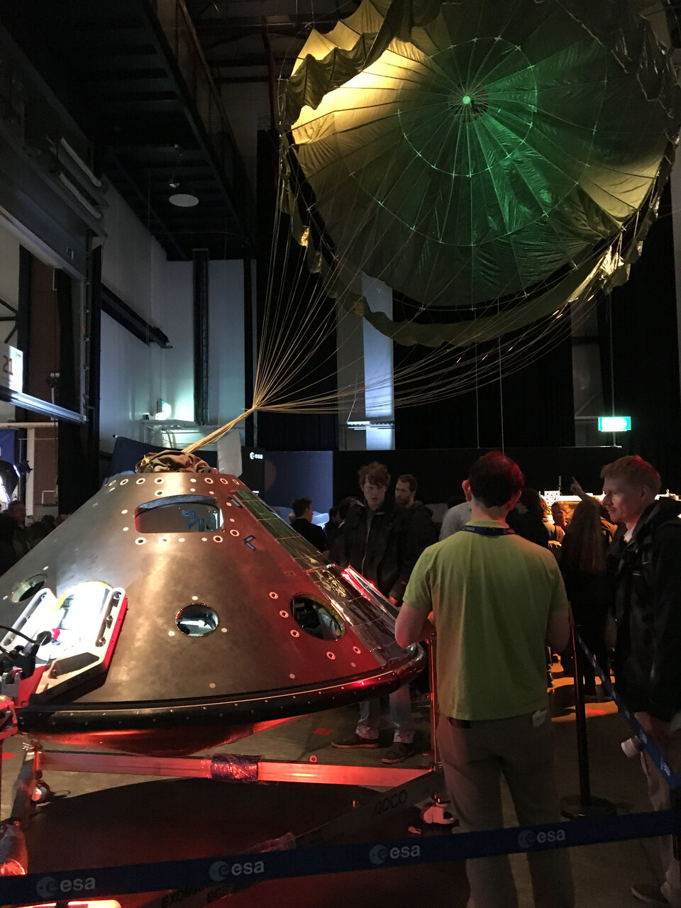 Een model van de Schiaparelli-lander tijdens de open dag bij ESTEC