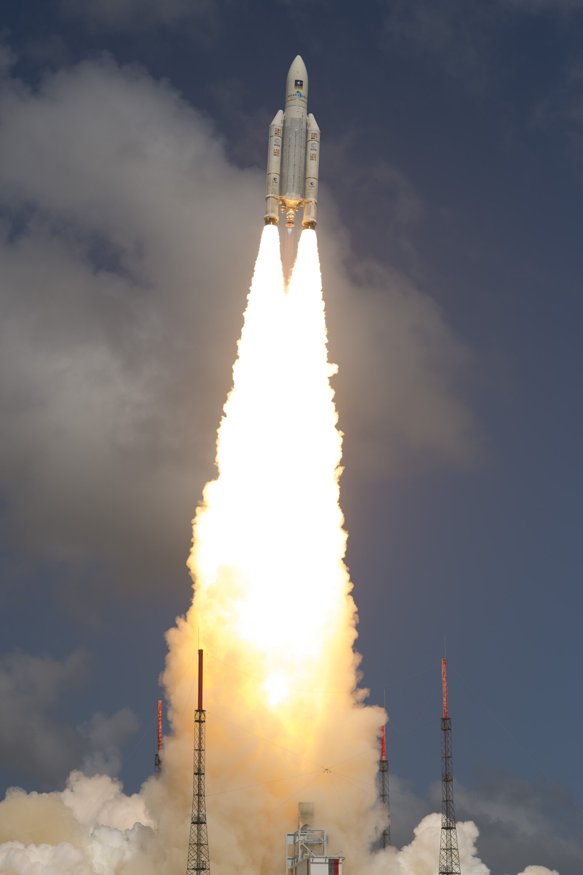 Ariane 5 liftoff on flight VA233