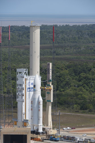 Transfer of Ariane 5 flight VA233 from the BAF to the launch pad