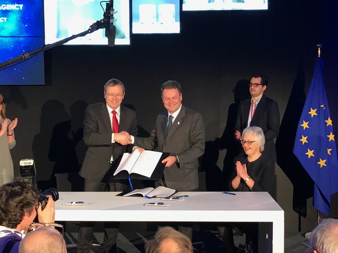 ESA signing Galileo agreements with EU GNSS Agency (GSA) and the EC 