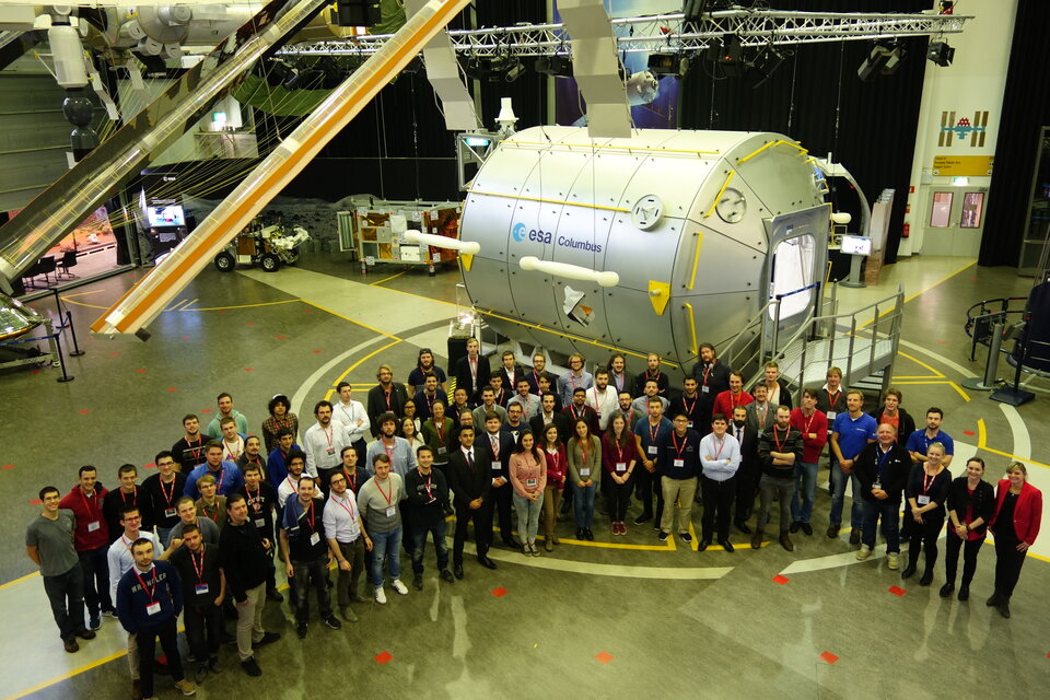 Student teams and the selection panel in the Erasmus User centre for the ISS