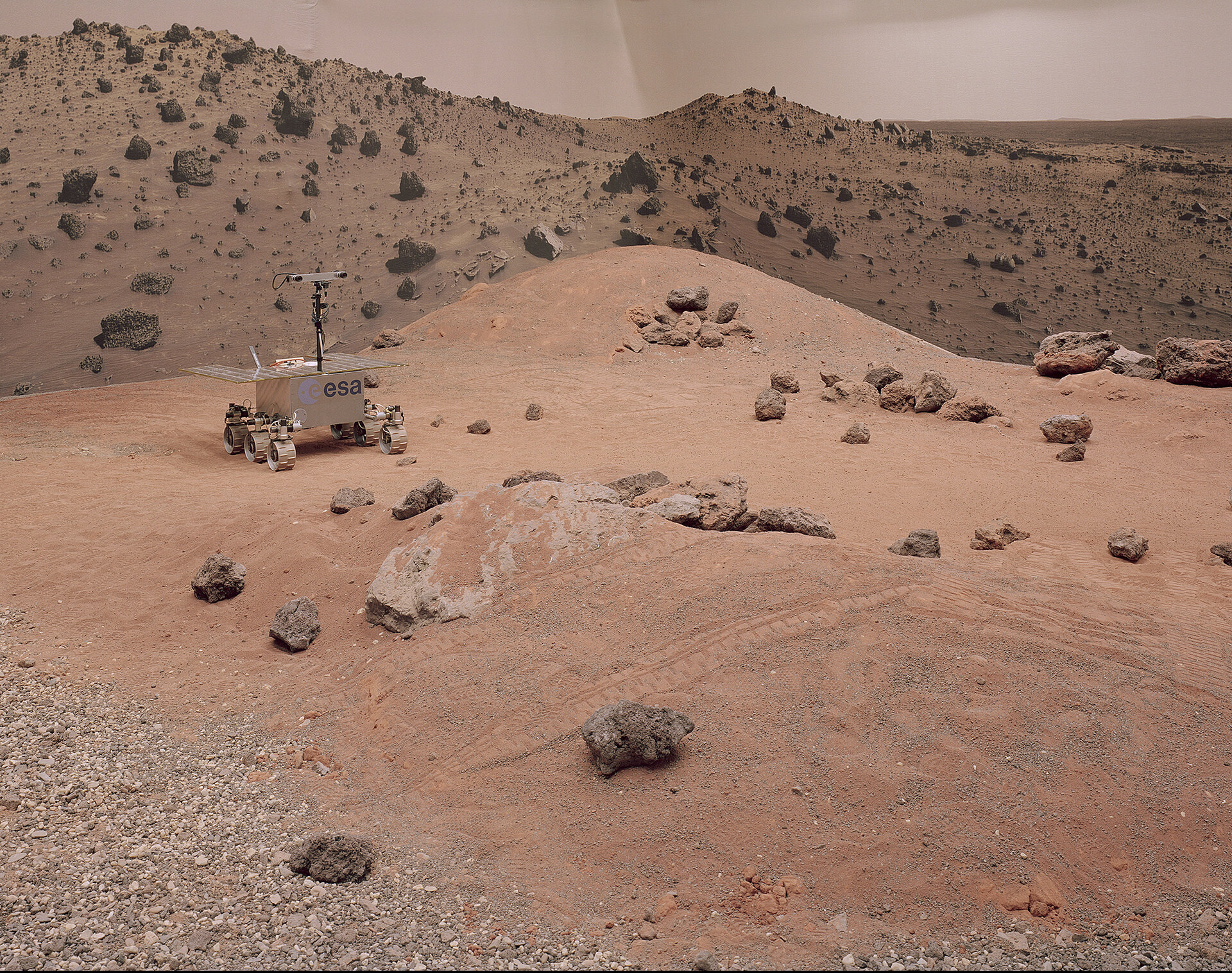 ESA’s Mars Yard photographed by Gregor Sailer