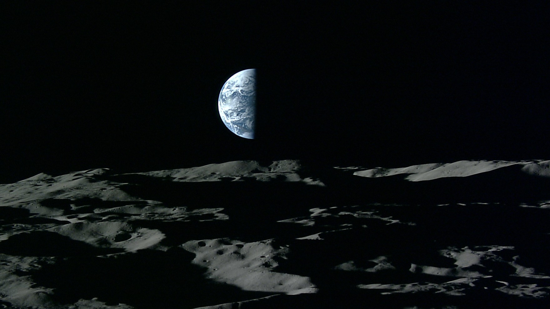 Moon_and_Earth_imaged_by_Kaguya.jpg