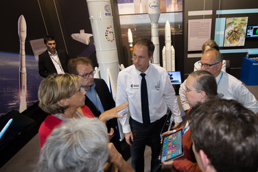 Daniel Neuenschwander and Isabelle Duvaux-Béchon with Valerie Pécresse