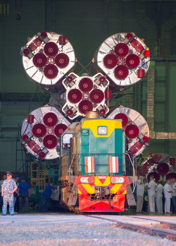 Soyuz MS-05 spacecraft roll out 