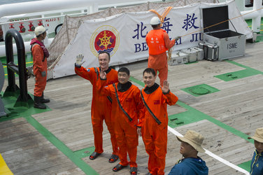 Sea survival training China