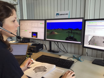 Simulating lunar surface operations 