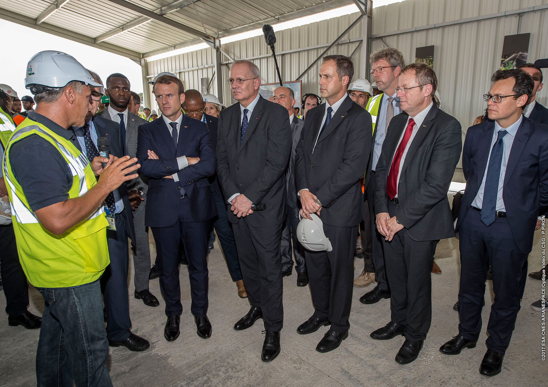 Macron and Juncker visit Europe's Spaceport