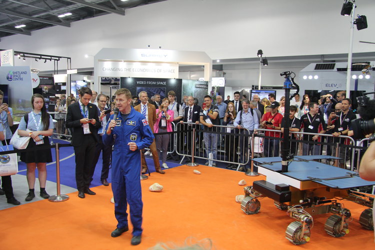 ESA astronaut Tim Peake announces ExoMars rover naming competition
