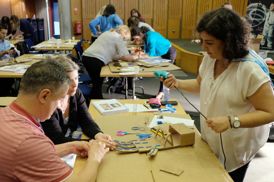 Teachers building a bionic hand