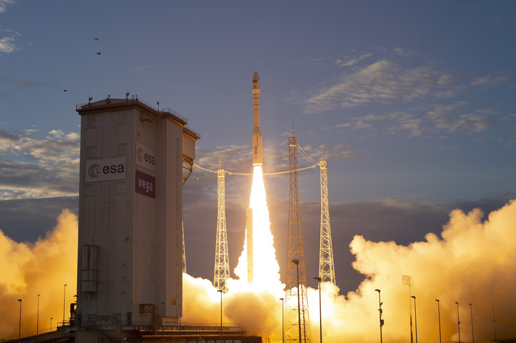 Aeolus liftoff 