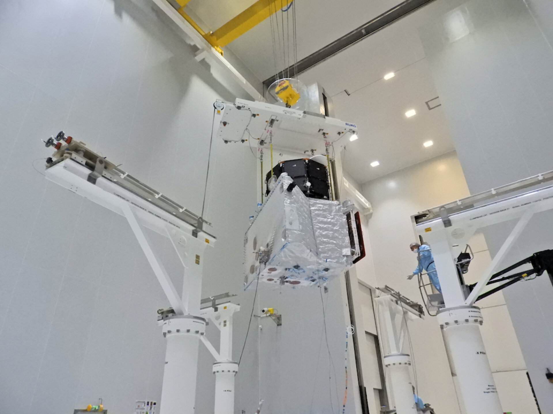 BepiColombo ministack on the move 