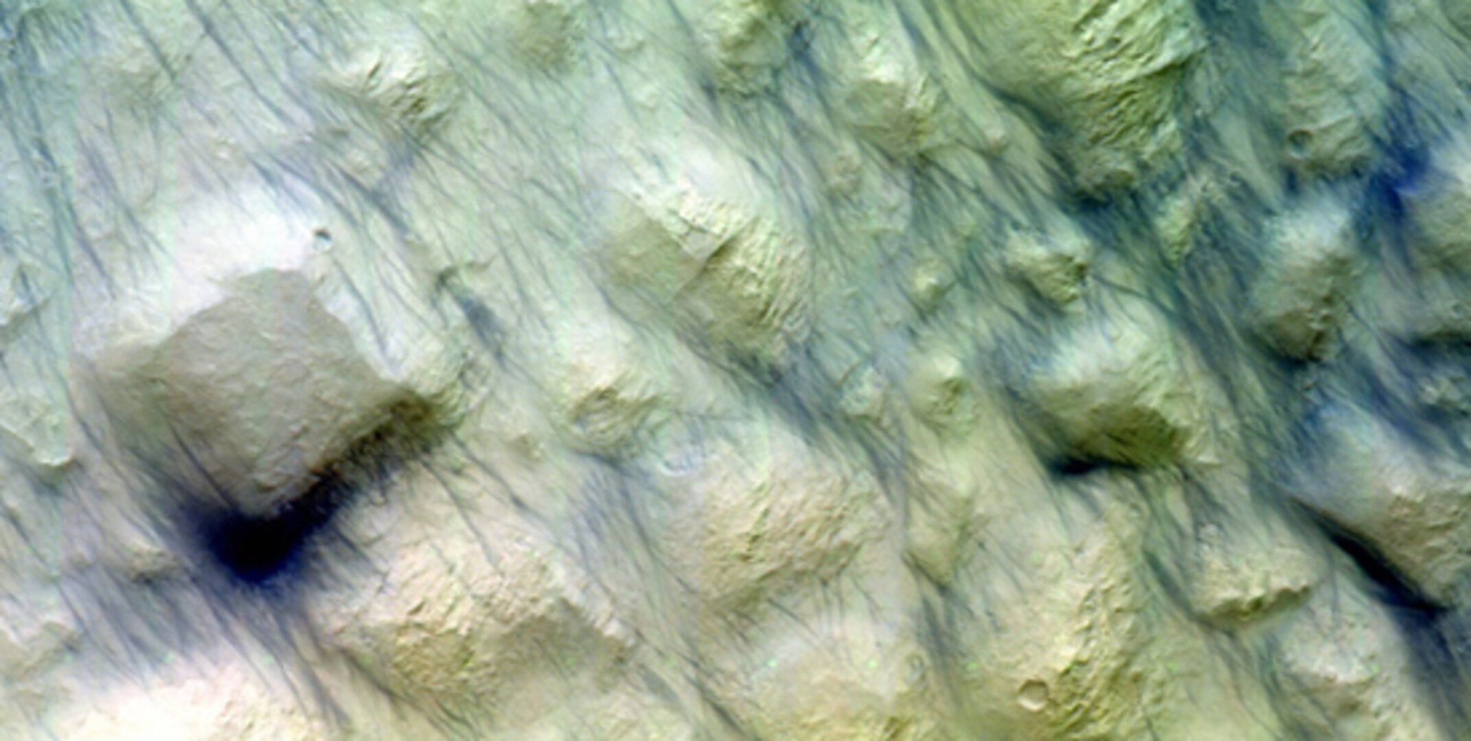 Rastros de remolinos en Marte