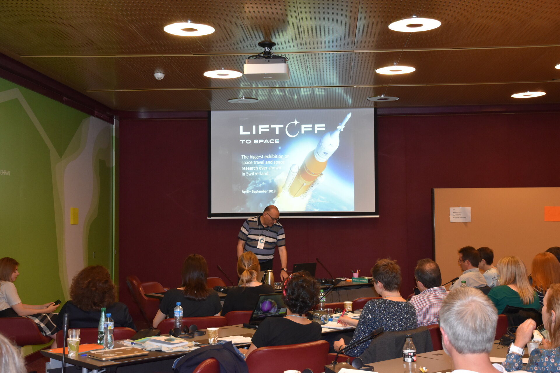 Guido Schwarz, University of Bern, Switzerland presents at the workshop