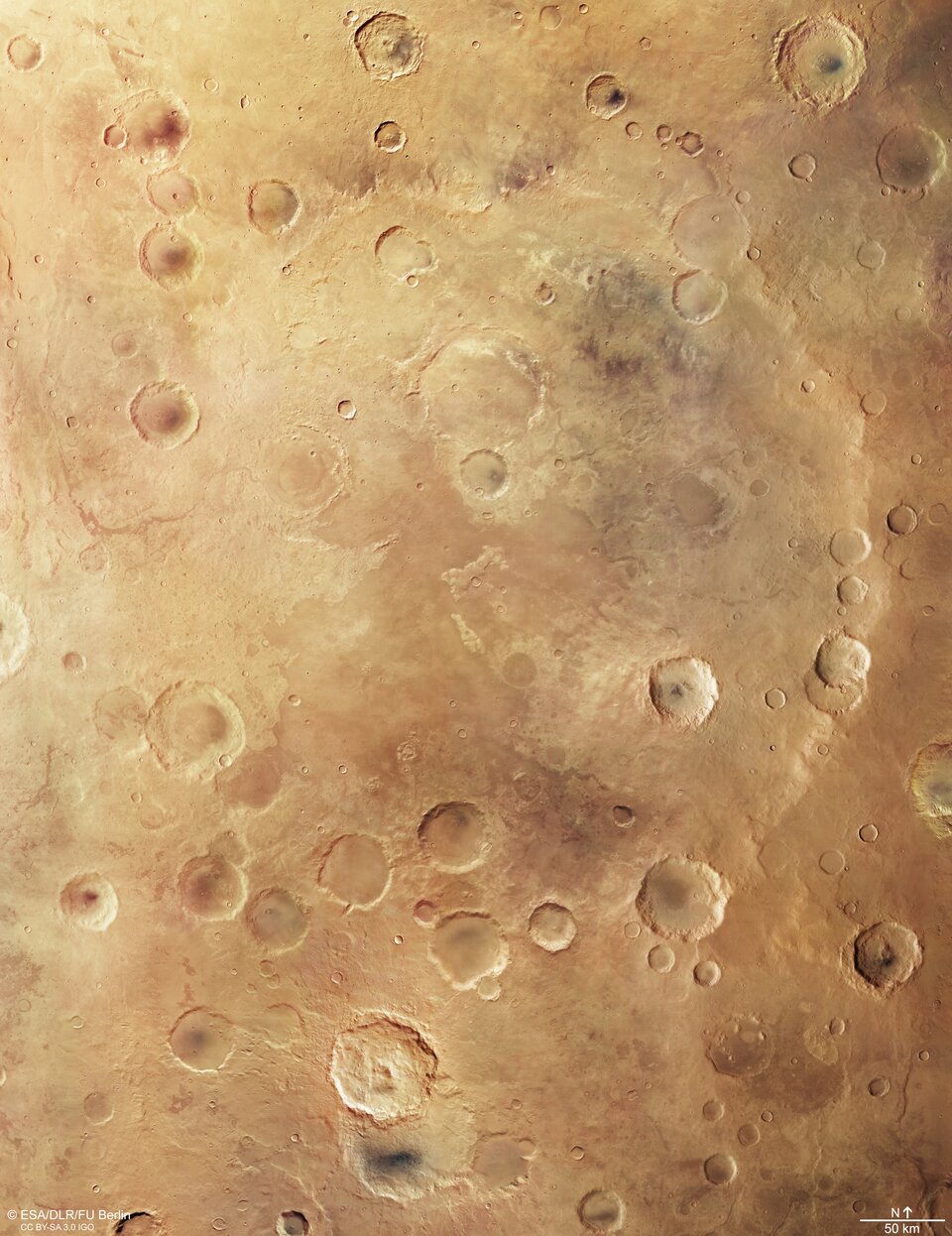 Záběr ze sondy Mars Express zachycuje kráter Greeley