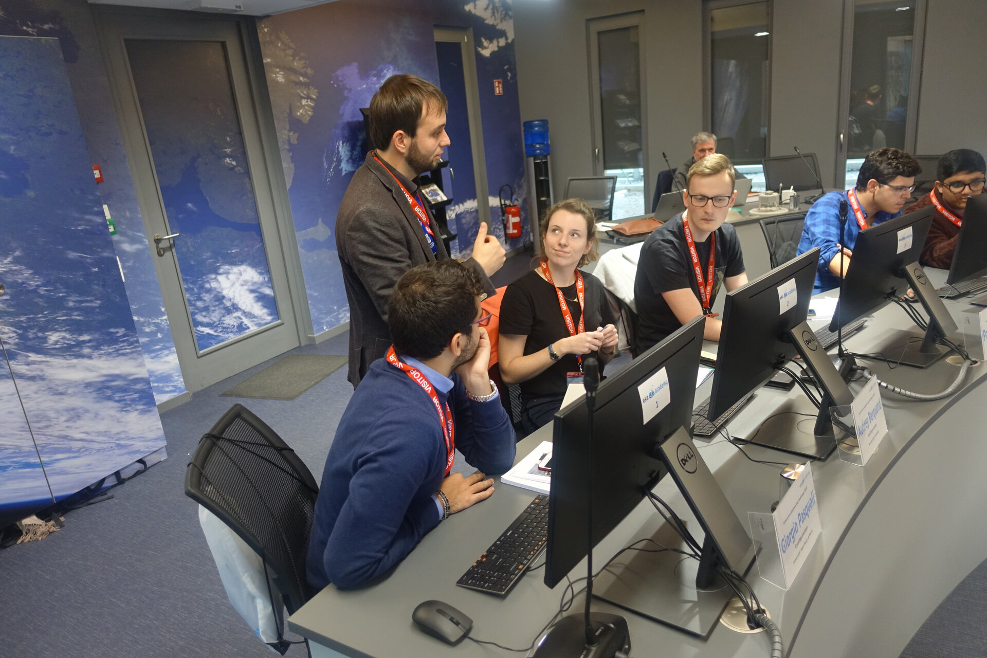 ESA System Engineer advising ESEC students