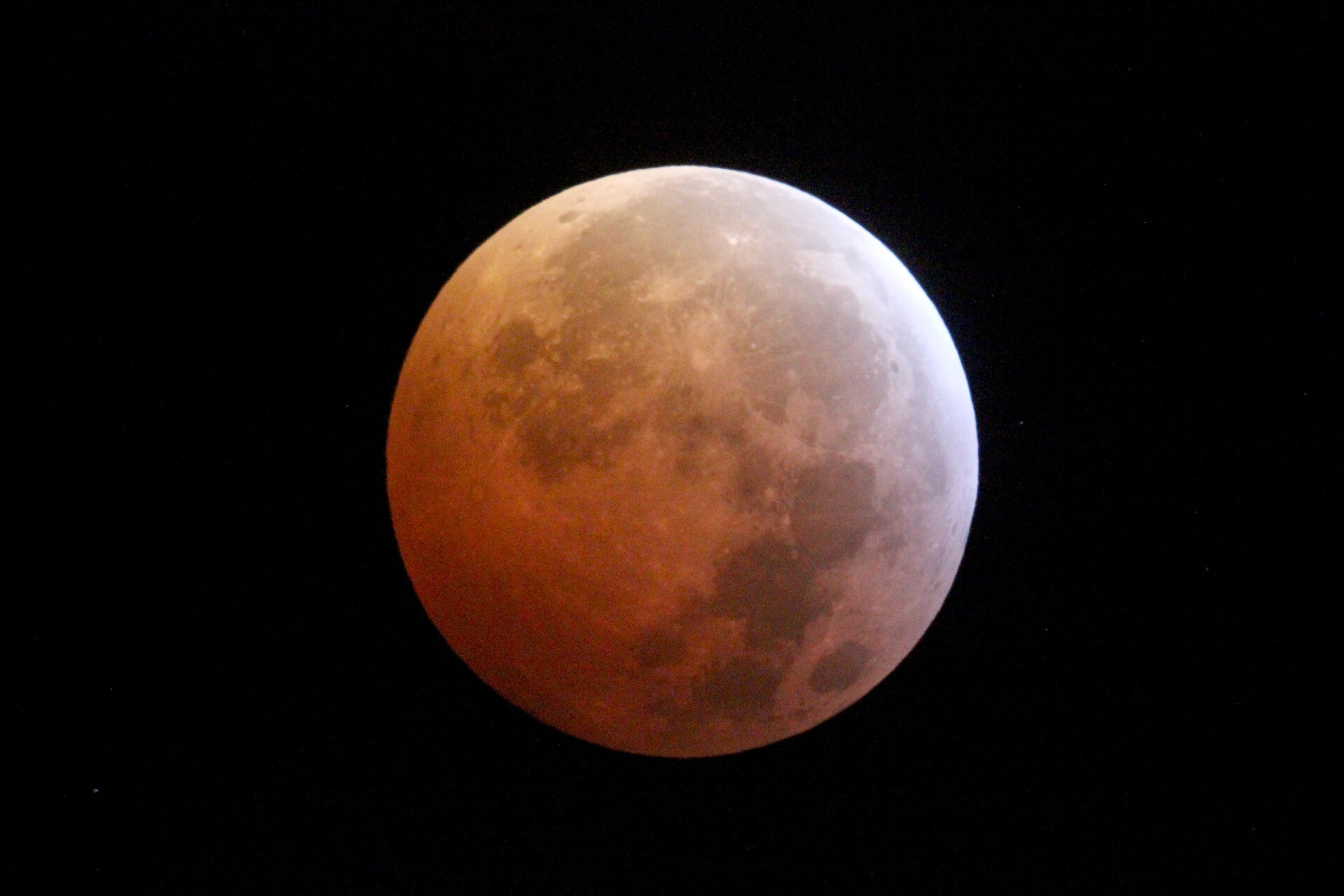 Lunar eclipse – 21 January 2019