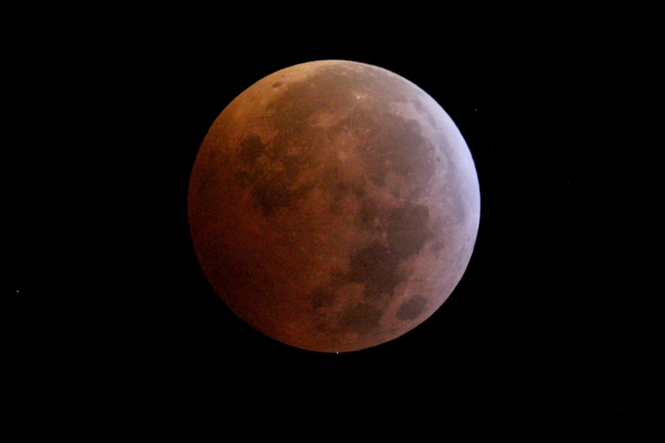 Stellar occultation during lunar eclipse – egress