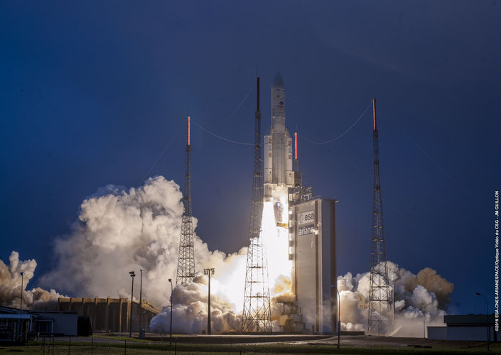 Ariane 5 liftoff