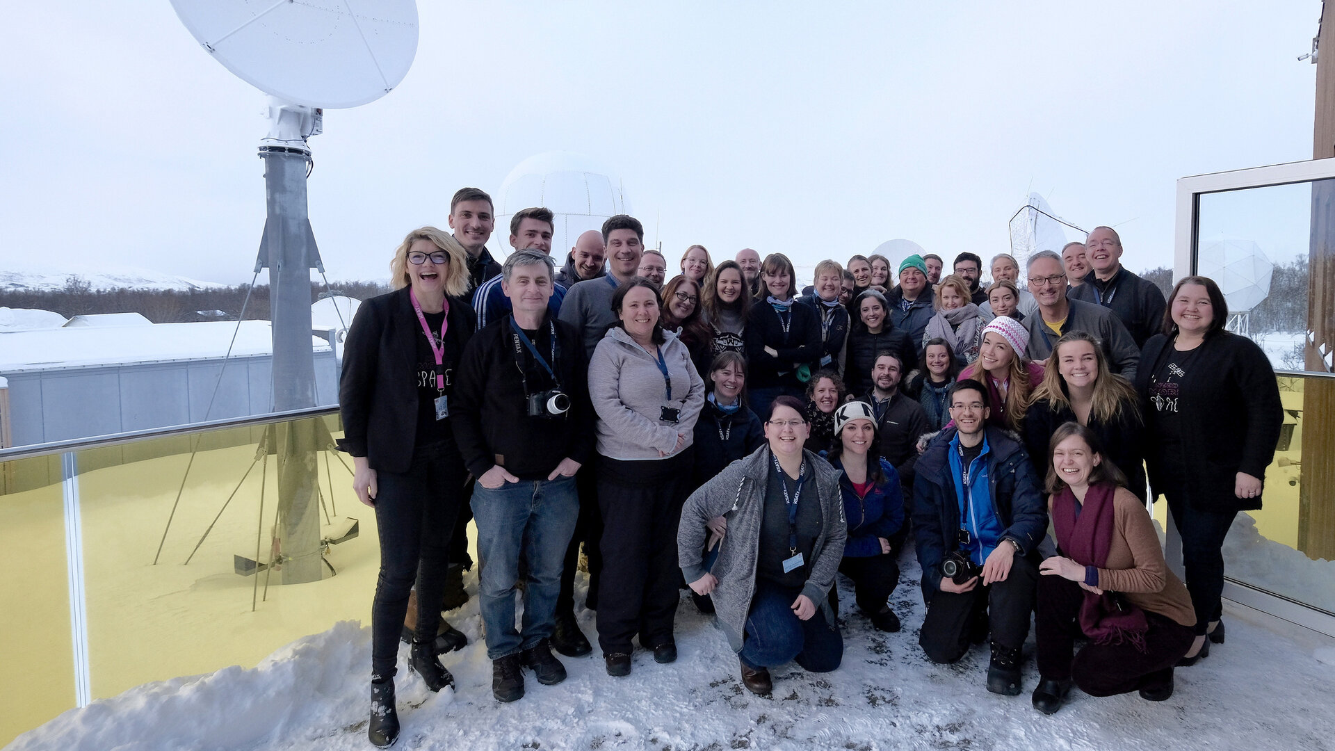 #AuroraHunters at the KSAT HQ balcony (just before a blizzard)