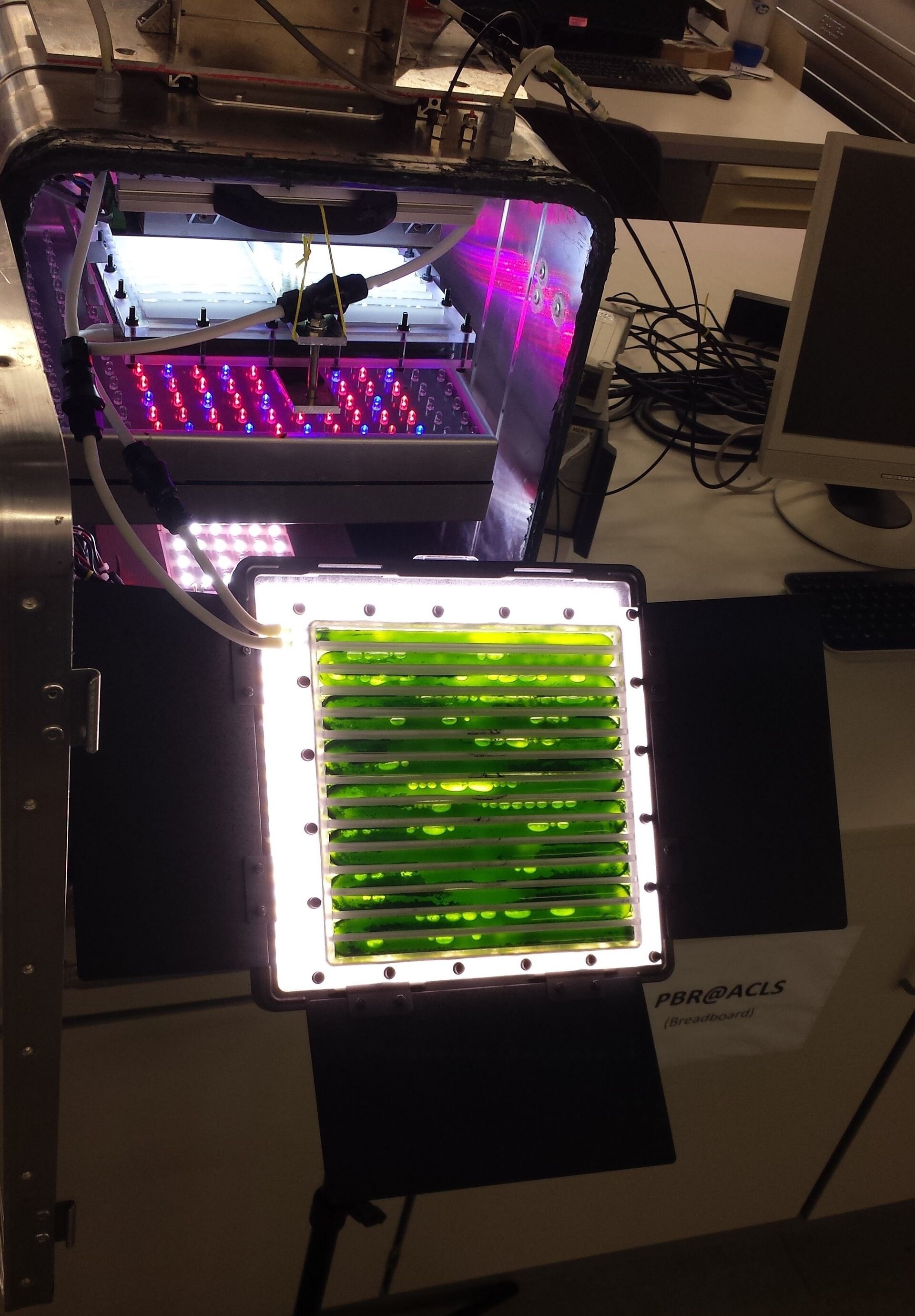 PhotoBioreactor