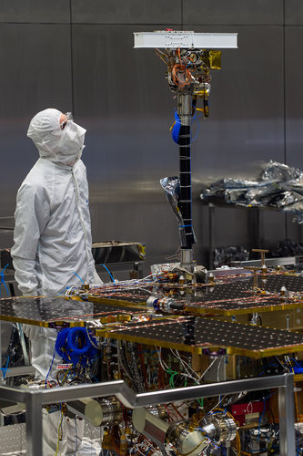 PanCam mast fitted to ExoMars rover