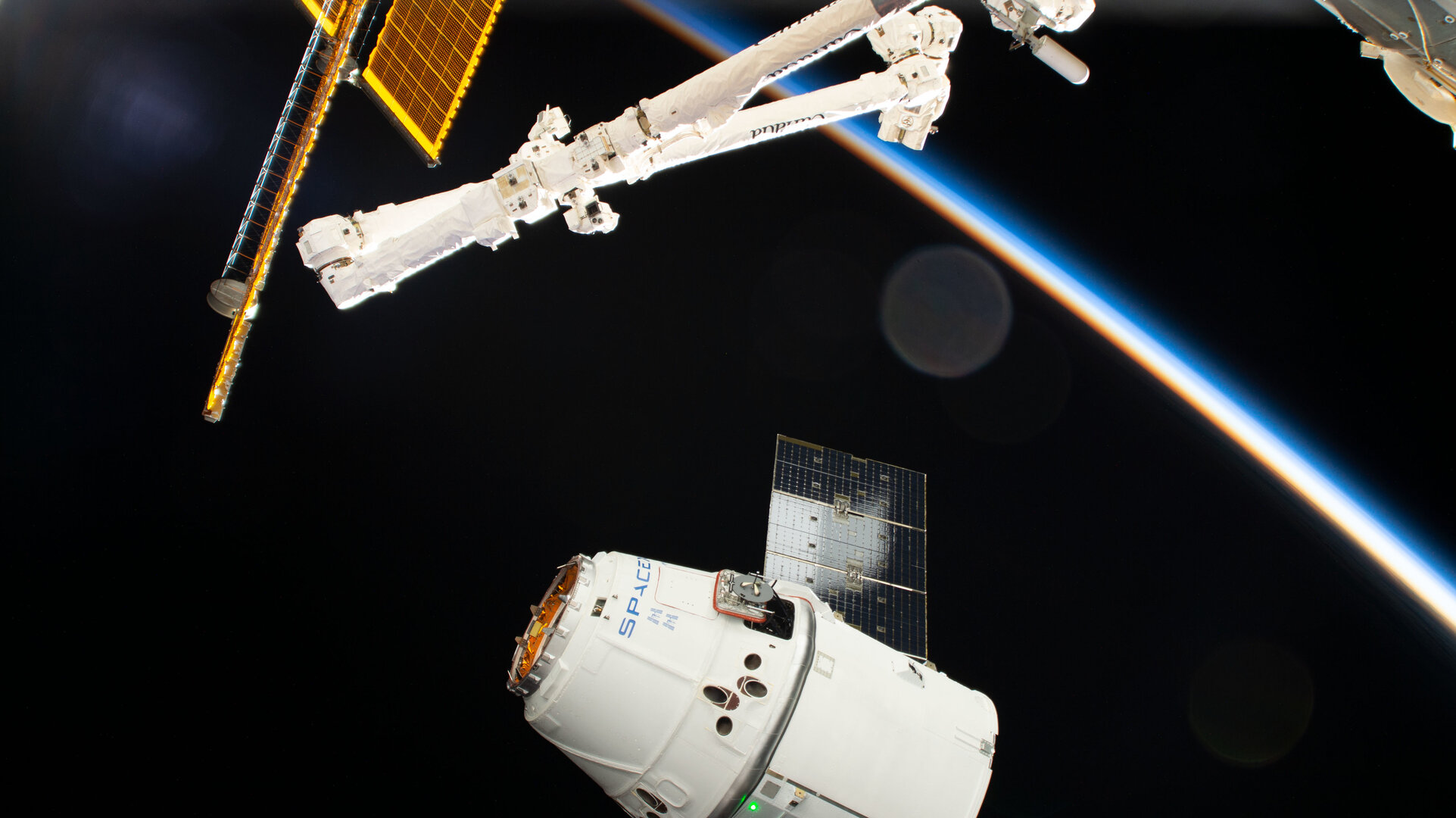 The SpaceX Dragon approaches the International Space Station