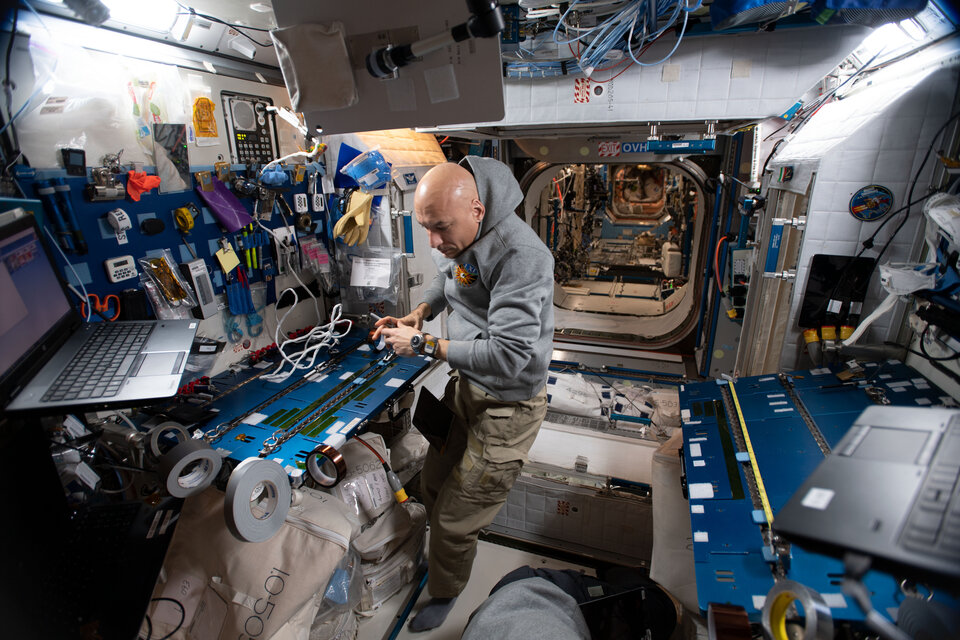 ESA astronaut Luca Parmitano prepares for spacewalk 