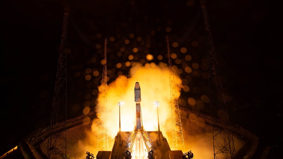 Soyuz liftoff