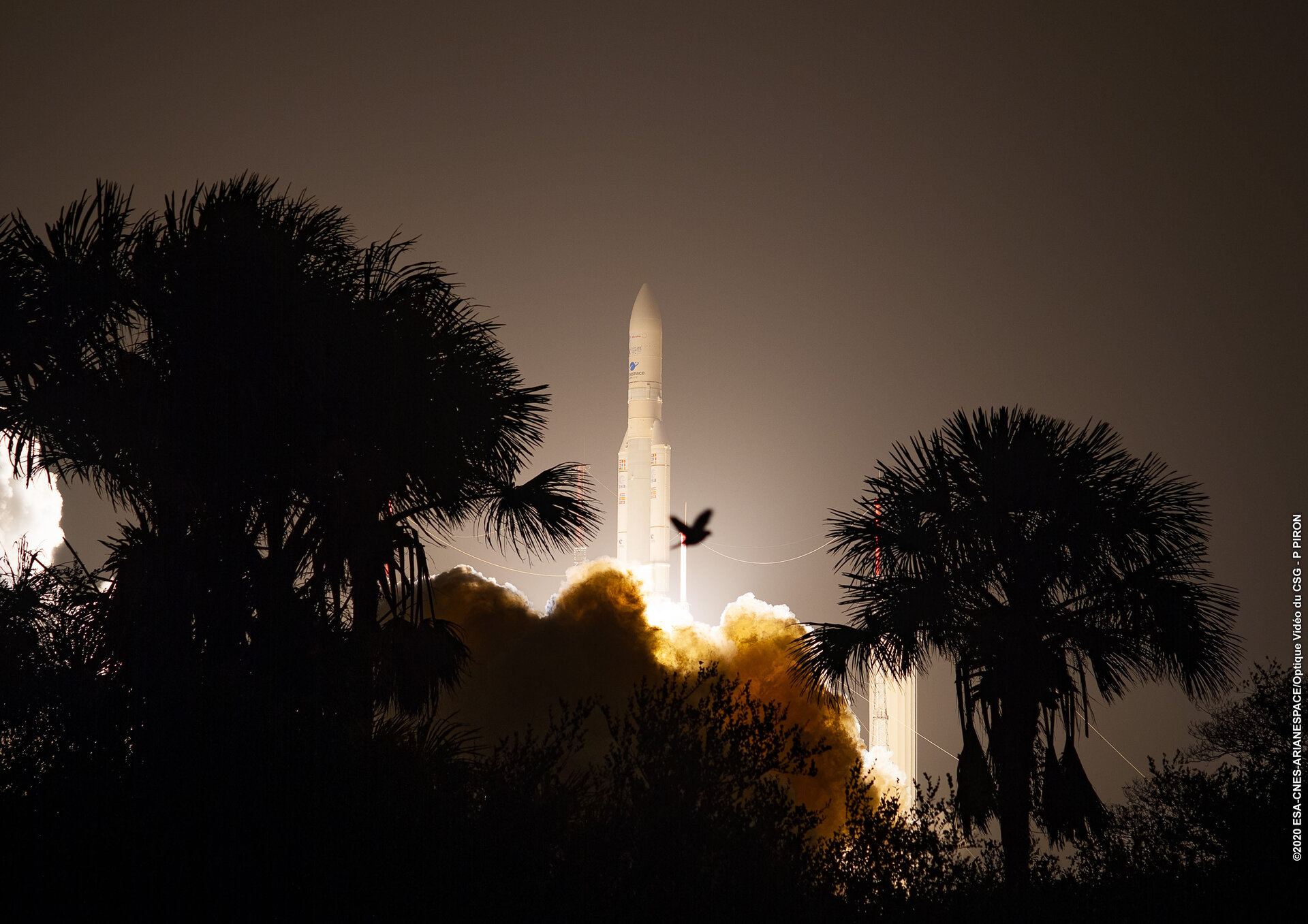 Ariane 5 liftoff