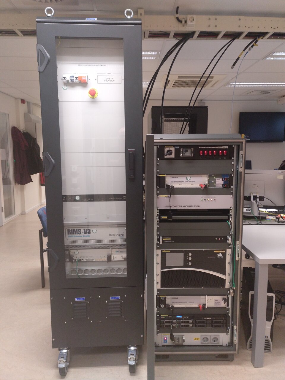 EGNOS v3 prototype reference stations 