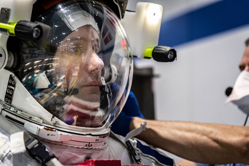 Thomas Pesquet lors d'un entrainement aux sorties extravéhiculaires à la NASA.