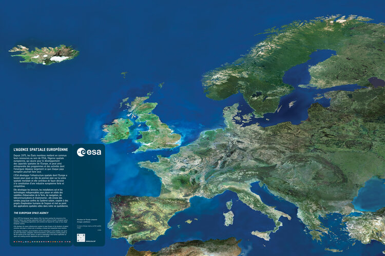 Mosaïque de l'Europe composée d'images satellitaires 