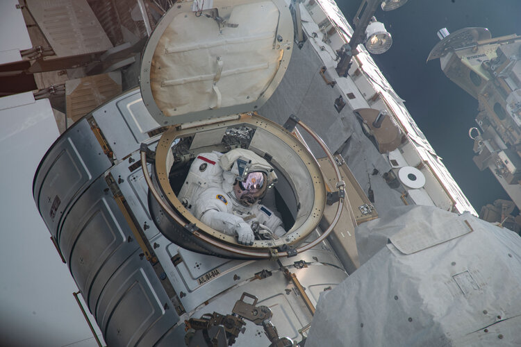 Thomas Pesquet on first Alpha spacewalk