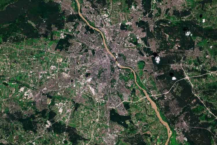 The Copernicus Sentinel-2 mission takes us over Warsaw – the capital and largest city of Poland.