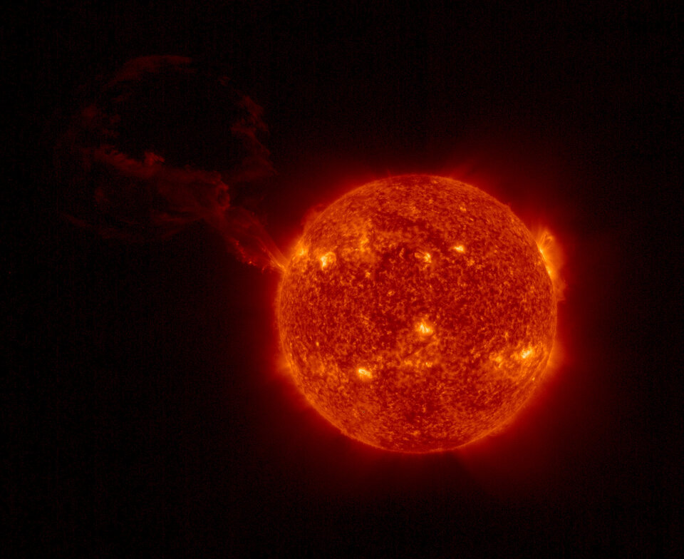 Riesige Sonneneruption, die vom ESA/NASA Solar Orbiter im Februar 2022 gesichtet wurde - diese hier ging erfreulicherweise nicht Richtung Erde