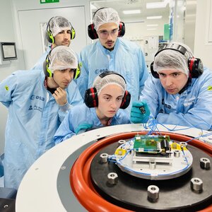 UCAnFly team testing their payload in the CSF shaker