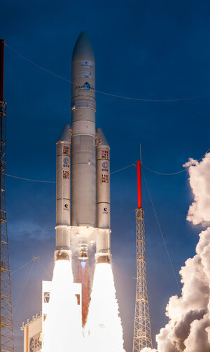 Ariane 5 liftoff on flight VA225
